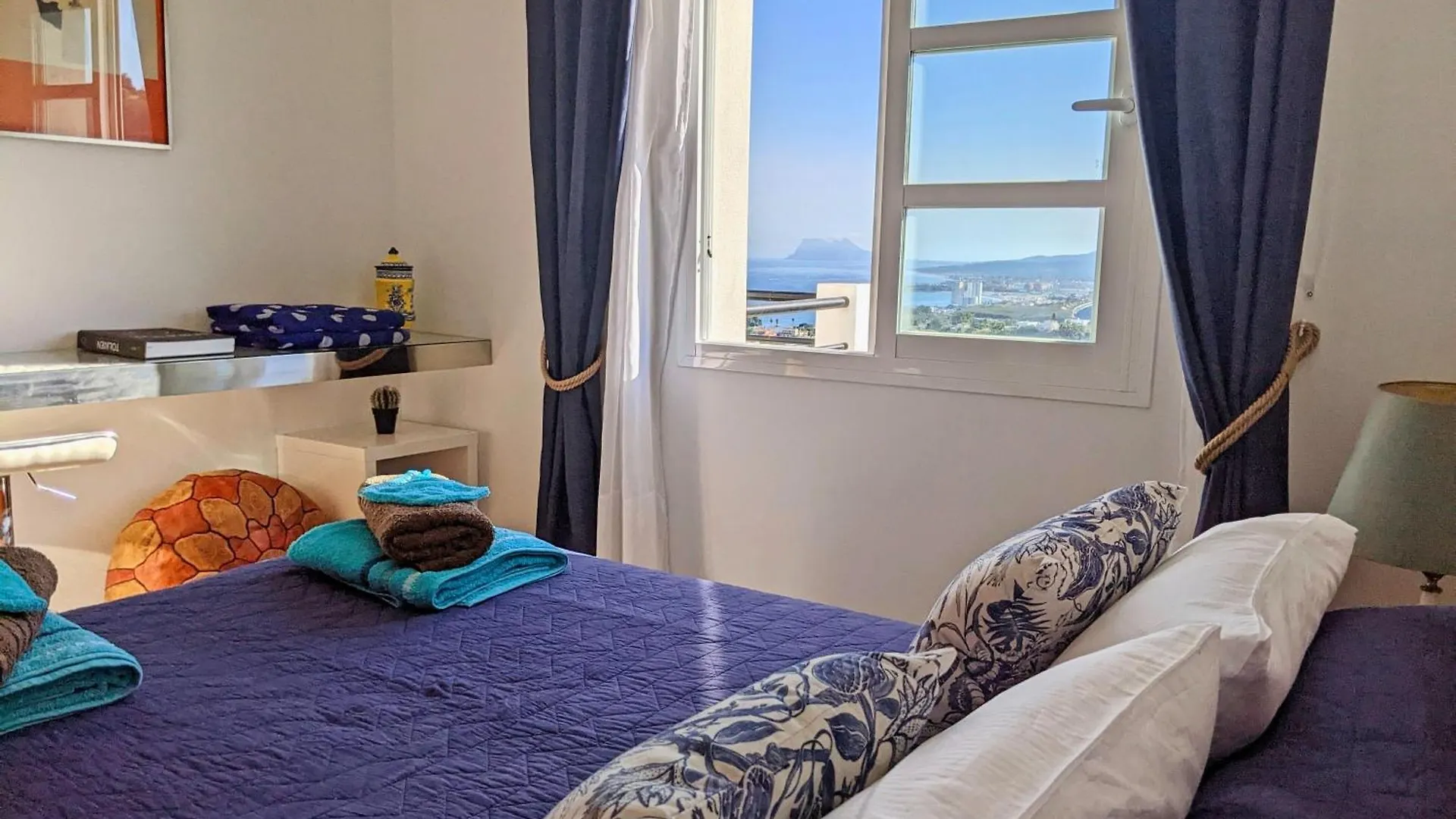 Blue Ark Villa Manilva